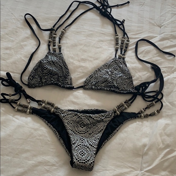 Beach bunny bikini set - Picture 1 of 4